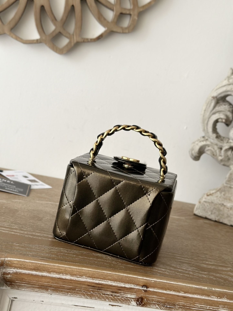 Ch**el cosmetic bags
